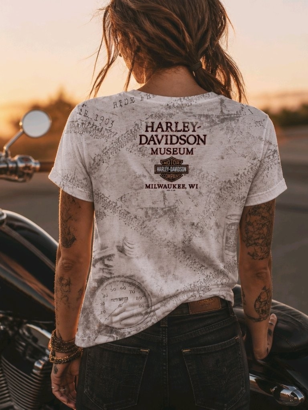 Harley-Davidson White Graphic Tee with Orange Logo - Picture 3 of 6